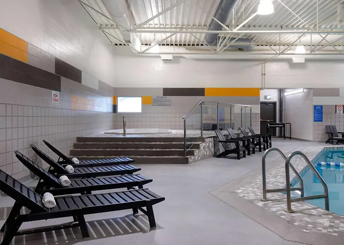 Luxury hotel only: Days Inn & Conference Centre By Wyndham Prince Albert
